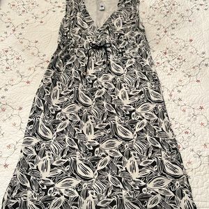 Sleeveless Gap Dress, size M, Drawstring at waist